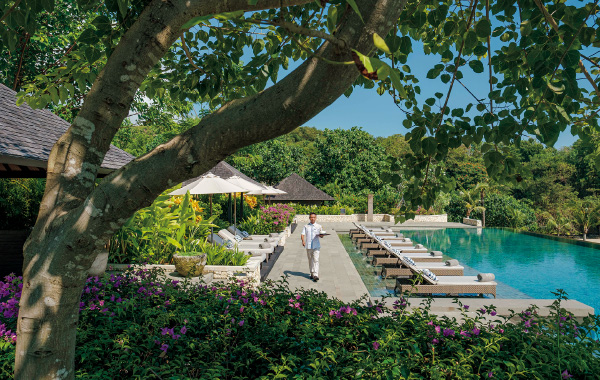 図版：レストラン「ロロアン」と接続するビーチ・ファシリティ 