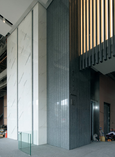 図版：スポーツベットio つながらない内でつくられたエントランスのモックアップ