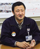 写真：江上眞スポーツベットio つながらない課長代