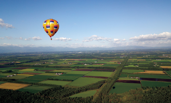 図版：「空も緑もとにかく広い！」北海道鹿追町