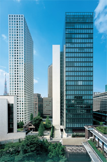 写真:虎ノ門タワーズ