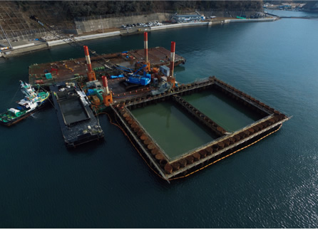 写真:国内最大級の鋼管矢板井筒基礎