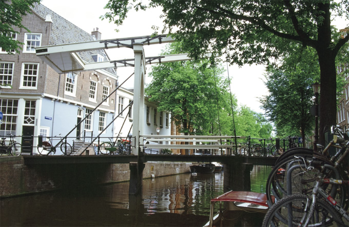 写真:スタールメースポーツベットするならルス橋