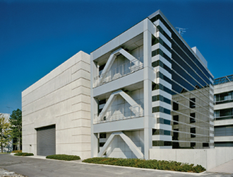 写真：スポーツベット 予想研究所のAVS（Active Variable Stiffness System：可変剛性システム）