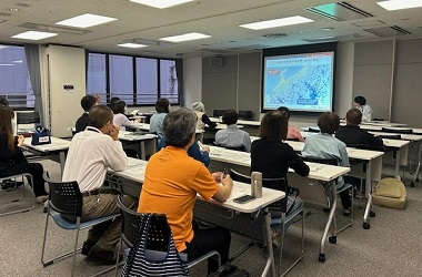 図版:地震防災について講義