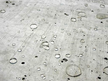 図版：塗布後のスポーツベット 掲示板リート表面