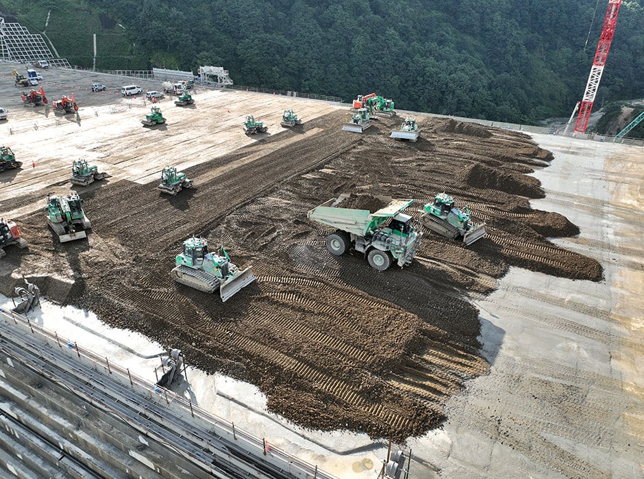 図版：CSG施工状況（成瀬スポーツベット 着いたー）