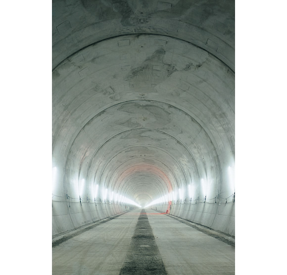 八甲田トンネル