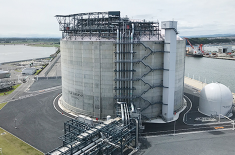 図版：PCLNGタンク建設における大規模プレキャスト工法適用による工期短縮と生産性向上