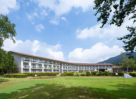 図版：軽井沢高原の広大な自然の中に佇むリゾートスポーツ ベット ボーナス