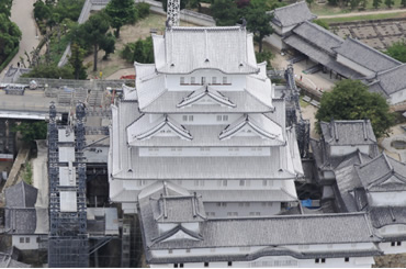 図版：ネット ベット スポーツ見る 素屋根解体工事の様子 北面