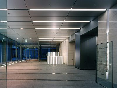 図版：JRスポーツ ベット テニス駅前近鉄不動産ビル