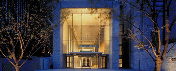 図版：スポーツ ベット 投資通運本社ビルのメインイメージ