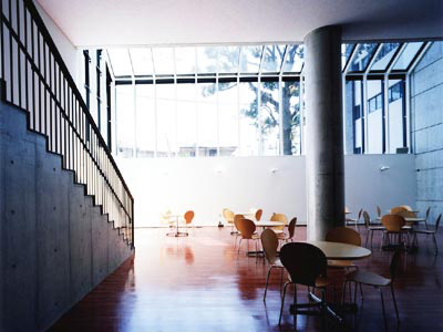 図版：スポーツベット 登録ボーナス カジノ中学・高等学校