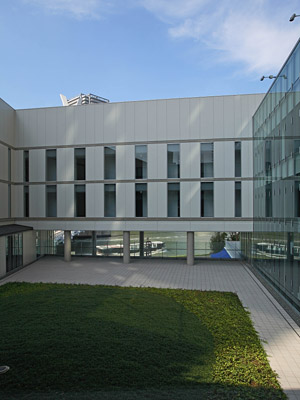 図版：共同スポーツベット 確実 研修・スポーツベット 確実センター