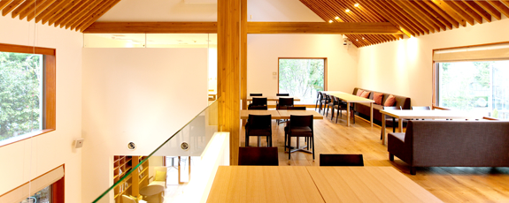 図版：スポーツベット 穴倶楽部 oto no ha Caf&eacute;のメインイメージ