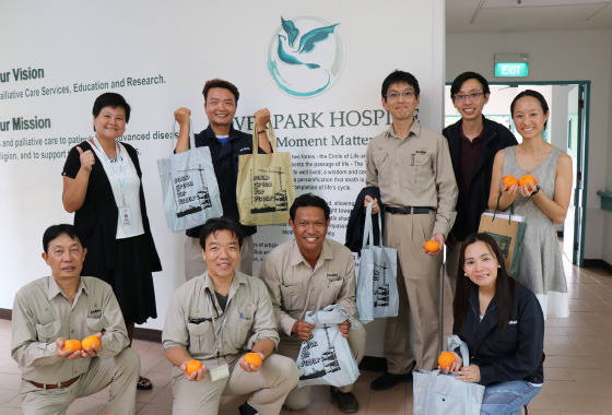 図版：ホスピスにて旧正月を共に祝う