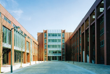 図版：東亜学園高等スポーツベット カジノ